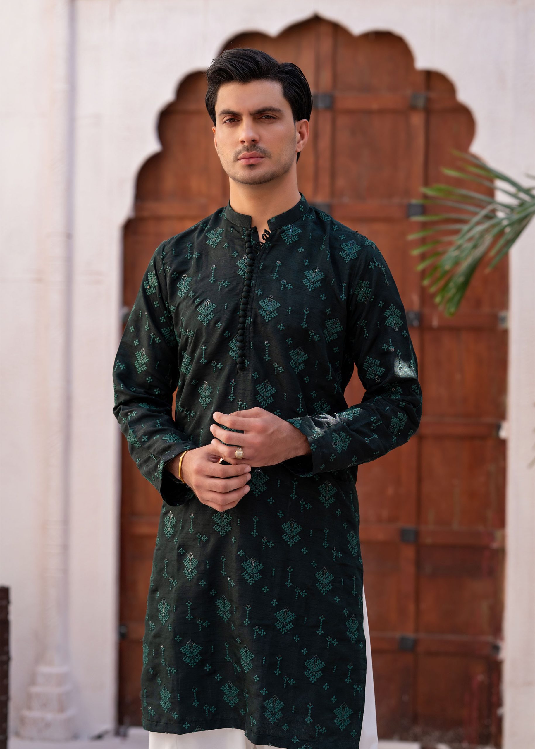 Untitled-1_0000_DSC00324 blank