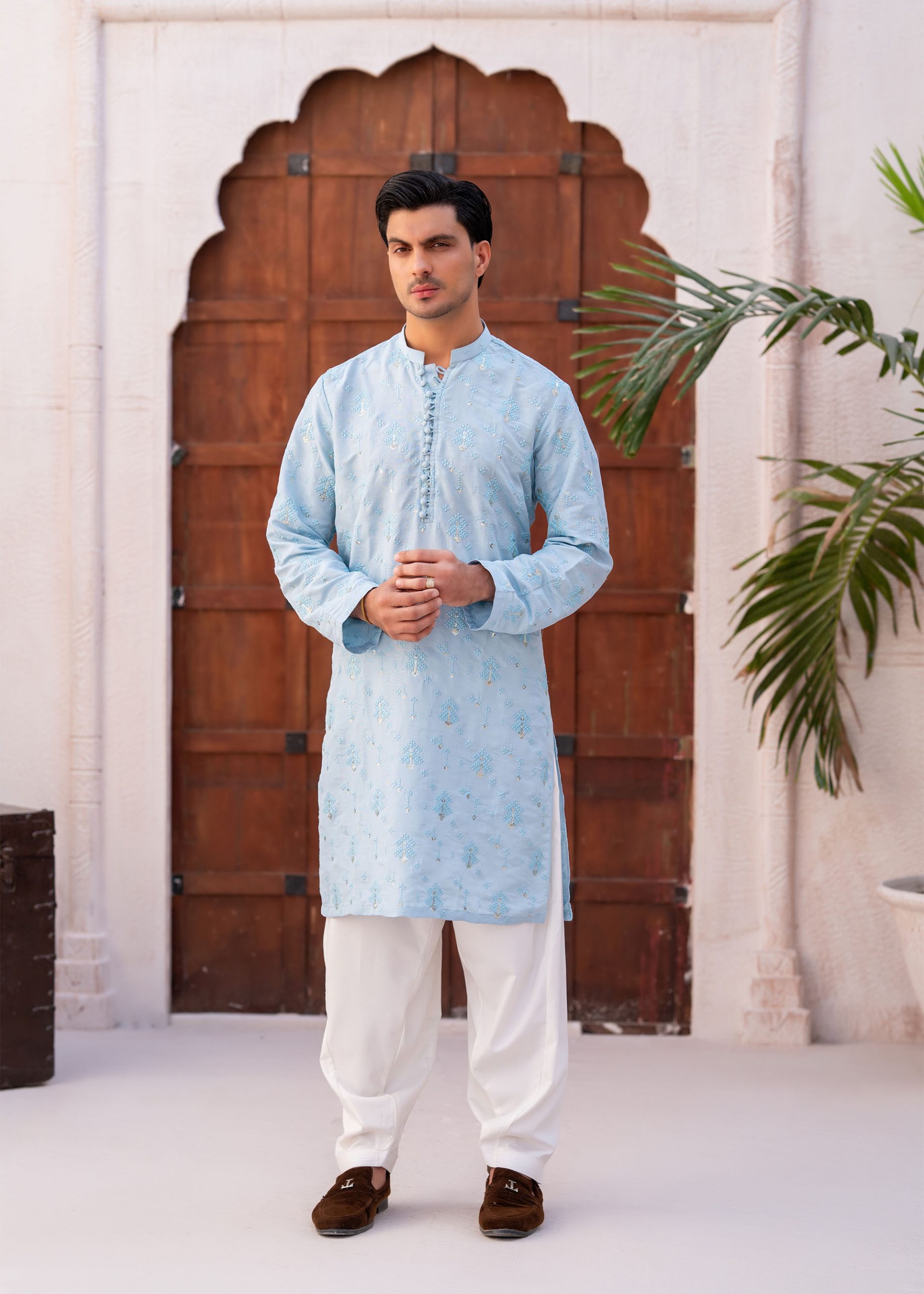 Untitled-1_0001_DSC00265 blank